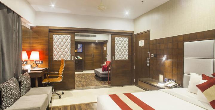 Hôtel Sawera Grand à Amritsar Extérieur photo